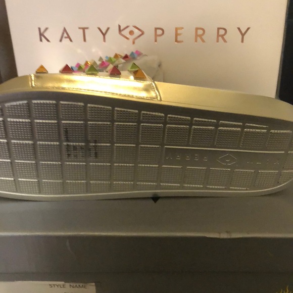 Sold - Picture 3 of 3